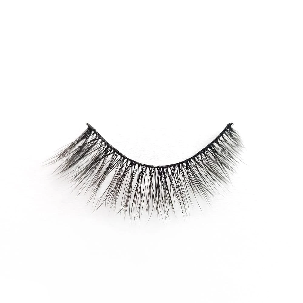 Fashionista | Classic False Lashes 5 Fashionista | Classic False Lashes - Image 3